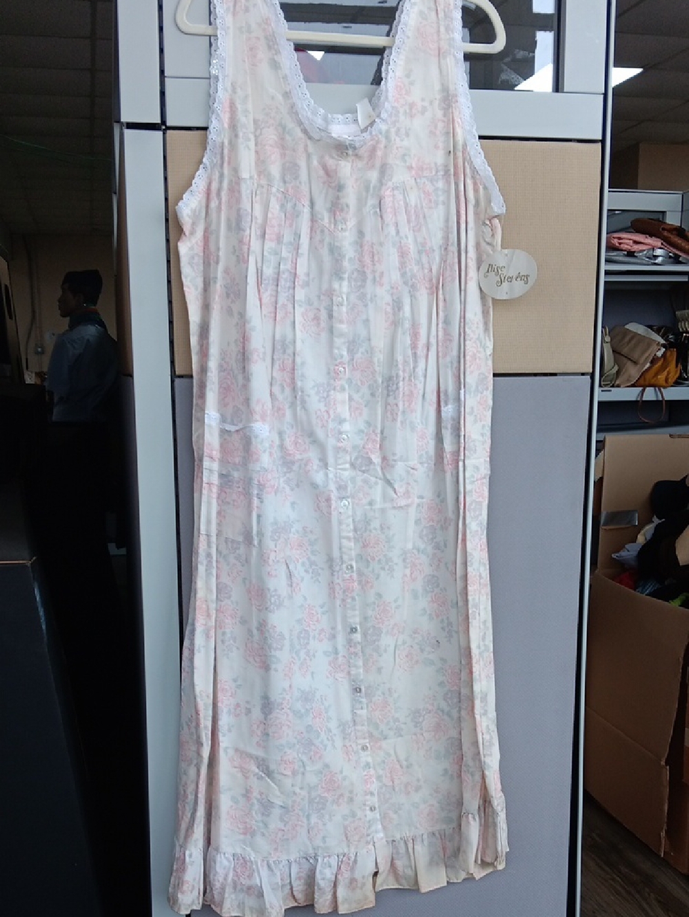 Sleeveless Floral Button-Front Nightgown - Pastel Pink & Cream Vintage